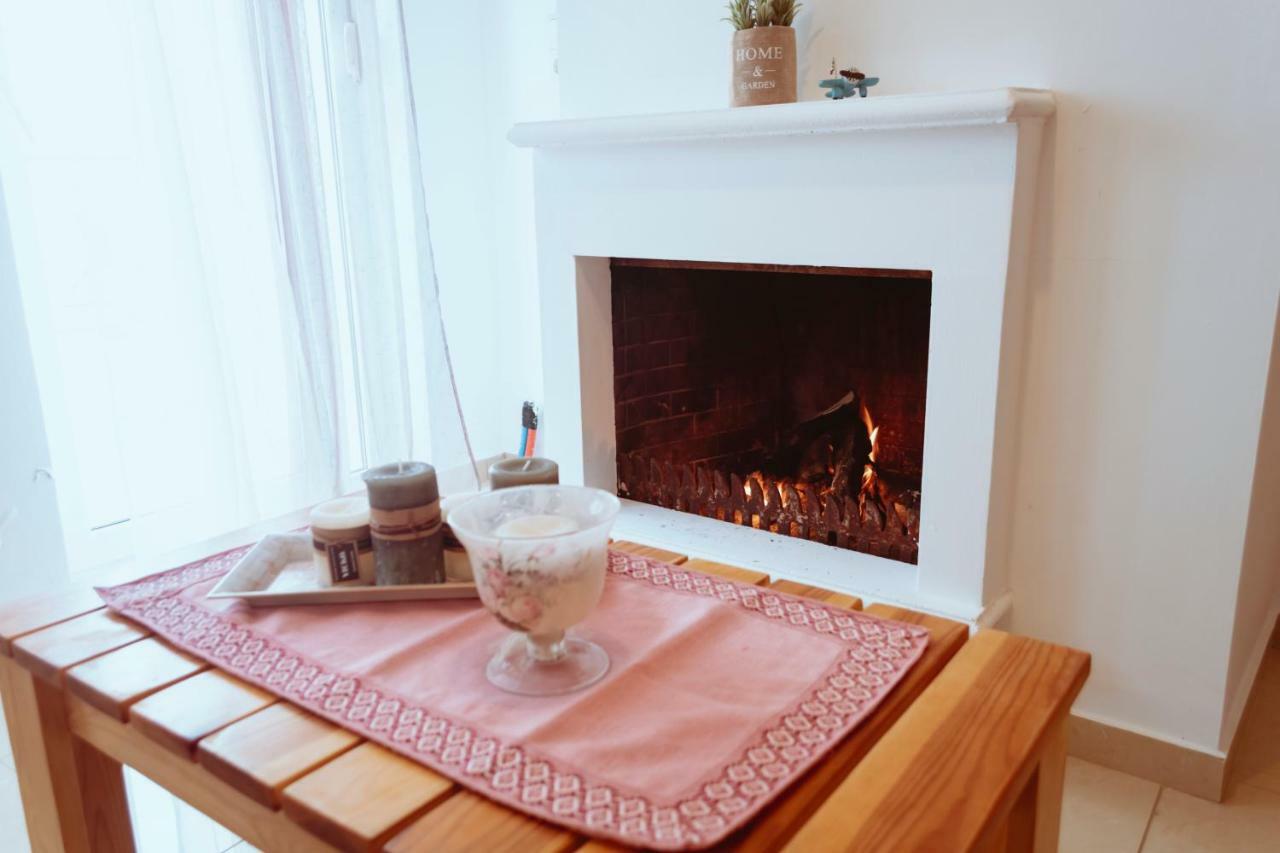 Sun Βy Τhe Sea 100M From The Beach Apartment Agia Pelagia  Exterior photo